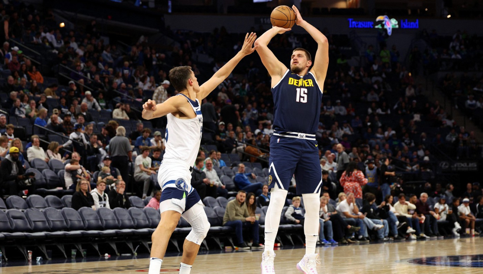 Neobičan Jokićev meč – kao da mu se nije igralo VIDEO