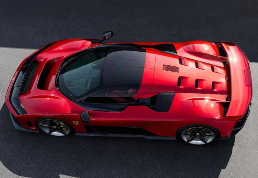 Hamilton nahvalio Ferrari F80: Najbrži drumski auto koji sam ikada vozio VIDEO