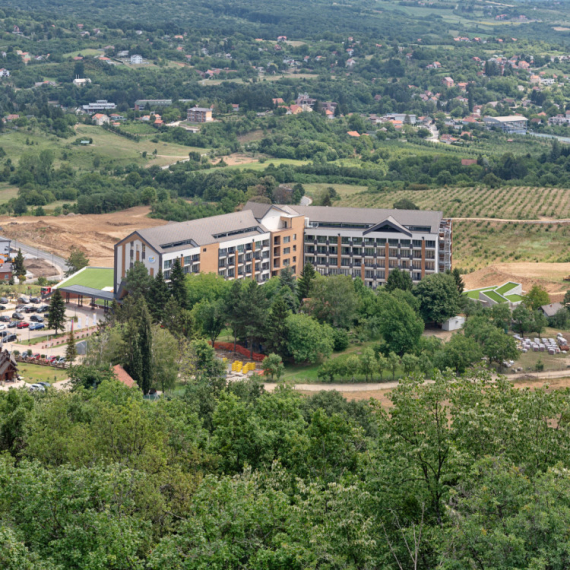 Ovo mesto u Vojvodini postaje novi Zlatibor? Niču apartmani i vile, ali postoji i veliki problem