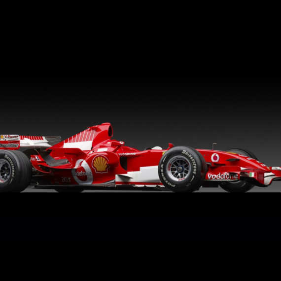 Šumaherov bolid iz 2006. na aukciji u novembru