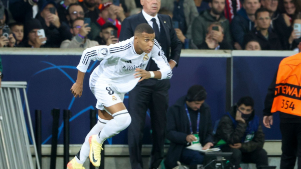 Ančeloti: Spekulacije iz Švedske ne utiču na Mbapea