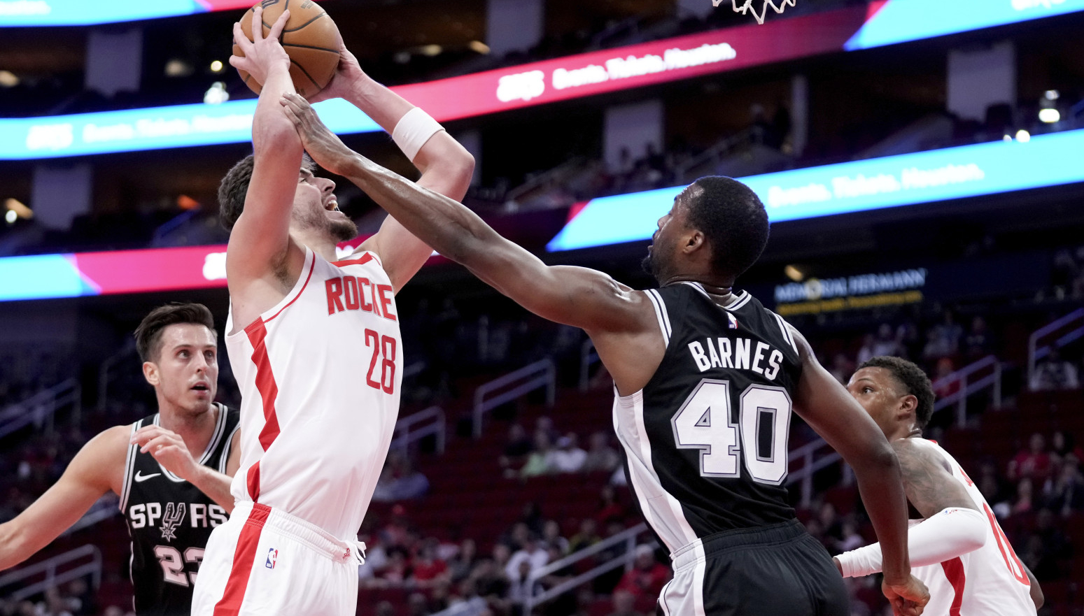 Pljušte ugovori u NBA – "novi Jokić" dobio 185 miliona $