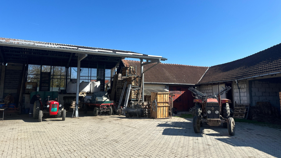 Obrađuje više hektara zemlje nego što ima godina: On je jedan od najmlađih poljoprivrednika u Srbiji FOTO