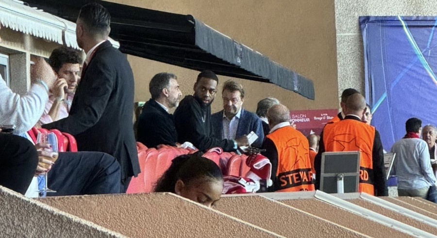 NBA šampion gleda Zvezdu – za koga navija? FOTO