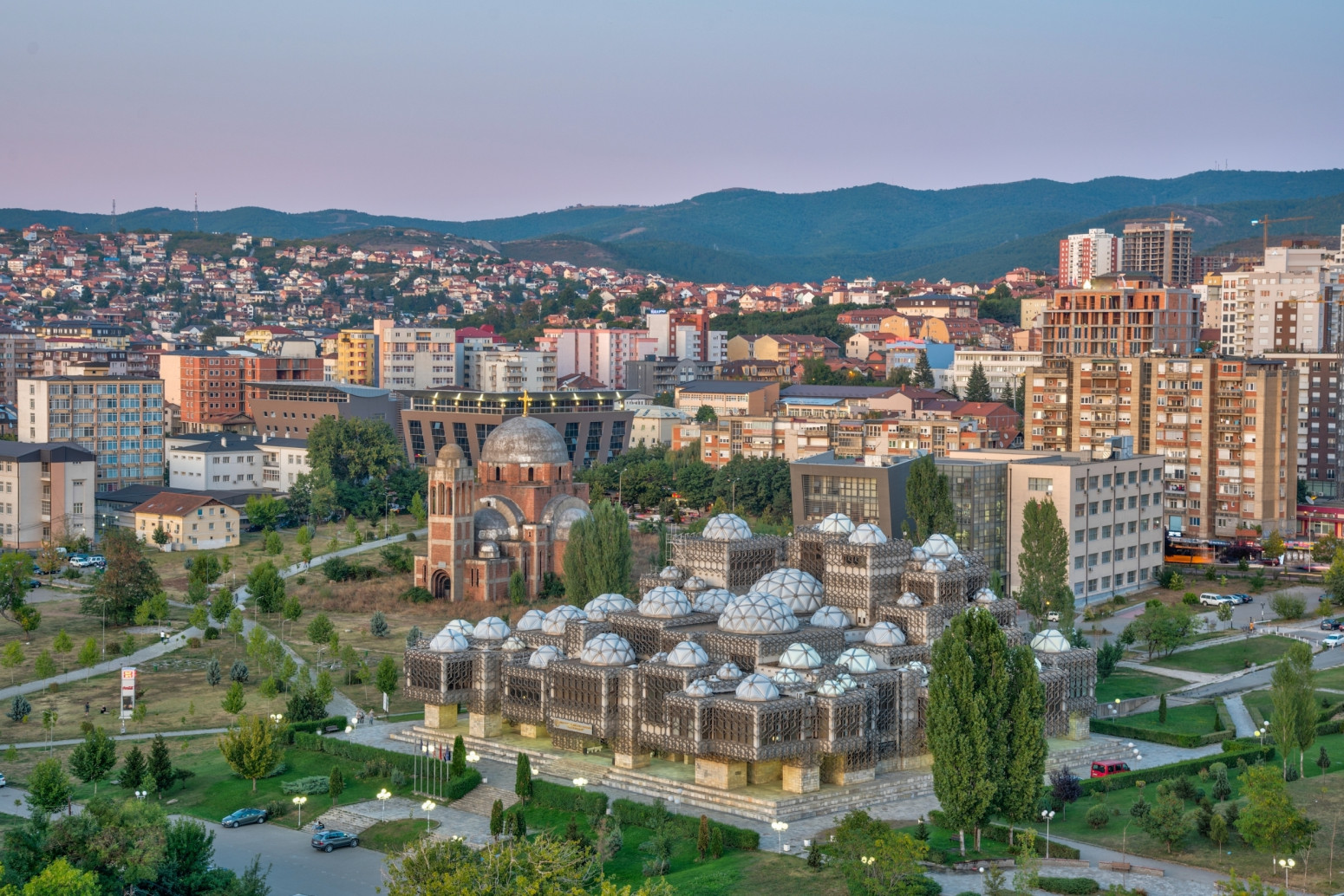 Turisti izabrali najružniji grad Evrope; Na listi se našao grad koji Srbi obožavaju FOTO