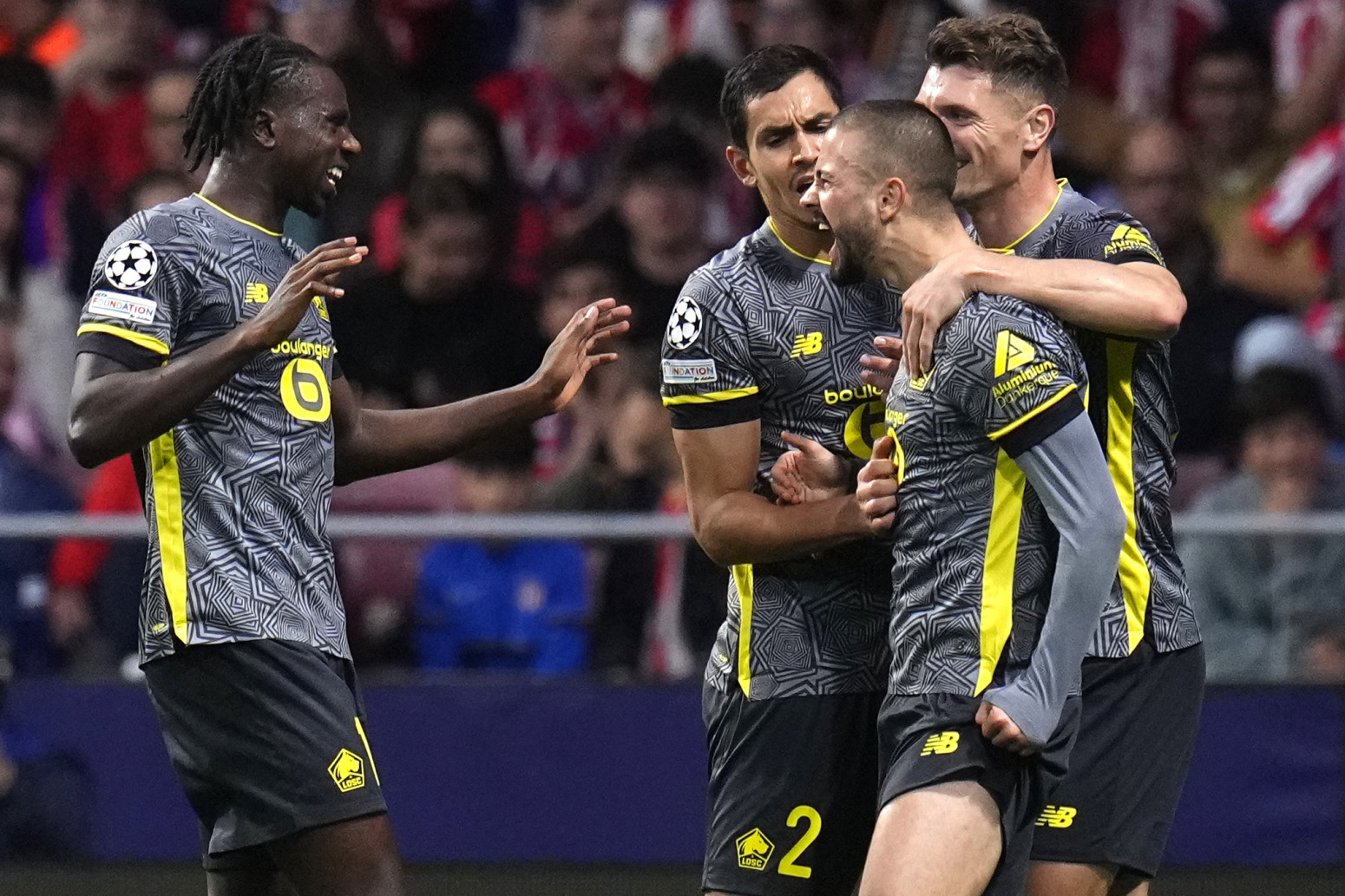 Ko još pamti 2:9? – Dinamo ispred Bajerna, Milana, Atletika