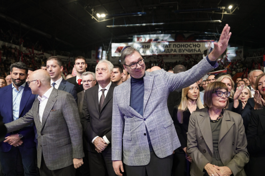 Vučić on the 16th birthday of SNS: I see a cloud coming, but we will defend Serbia and our integrity VIDEO