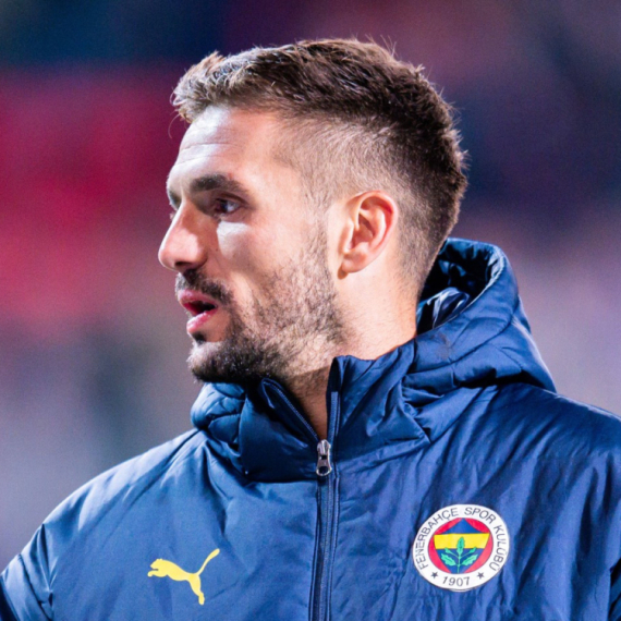 "Tadić je srećan što će nositi dres sa grbom Al Vahde"