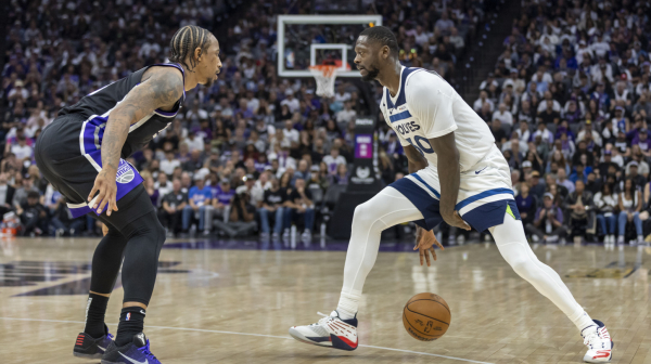 Šoutajm Vulvsa i Kingsa: Edvards-Rendl već haraju – jači od "kraljevskog" kvarteta VIDEO