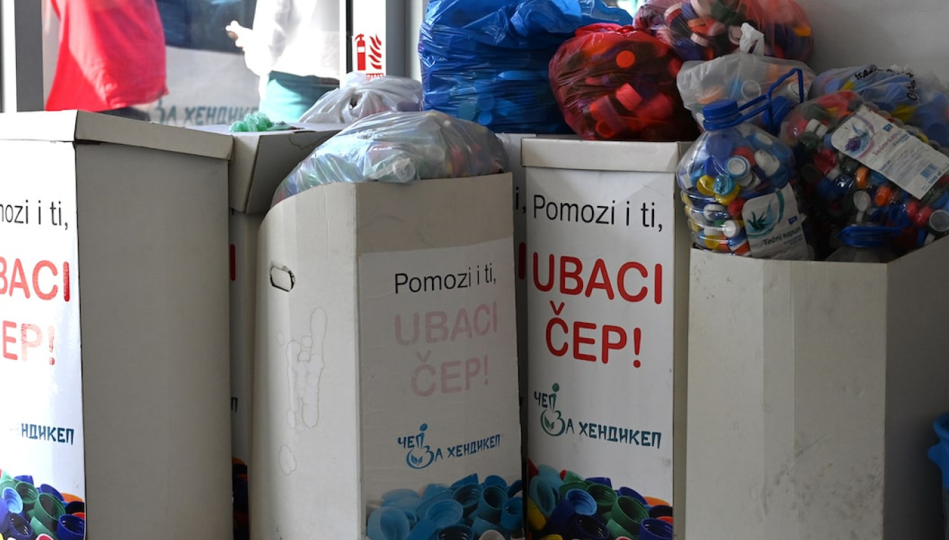 Crvena zvezda nastavlja da pomaže ugroženima