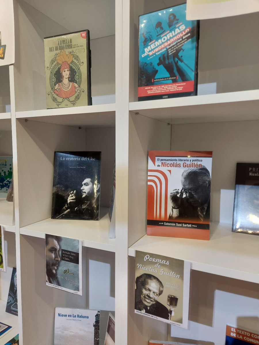 Da li su Srbi zainteresovani za kubansku književnost? FOTO/ANKETA