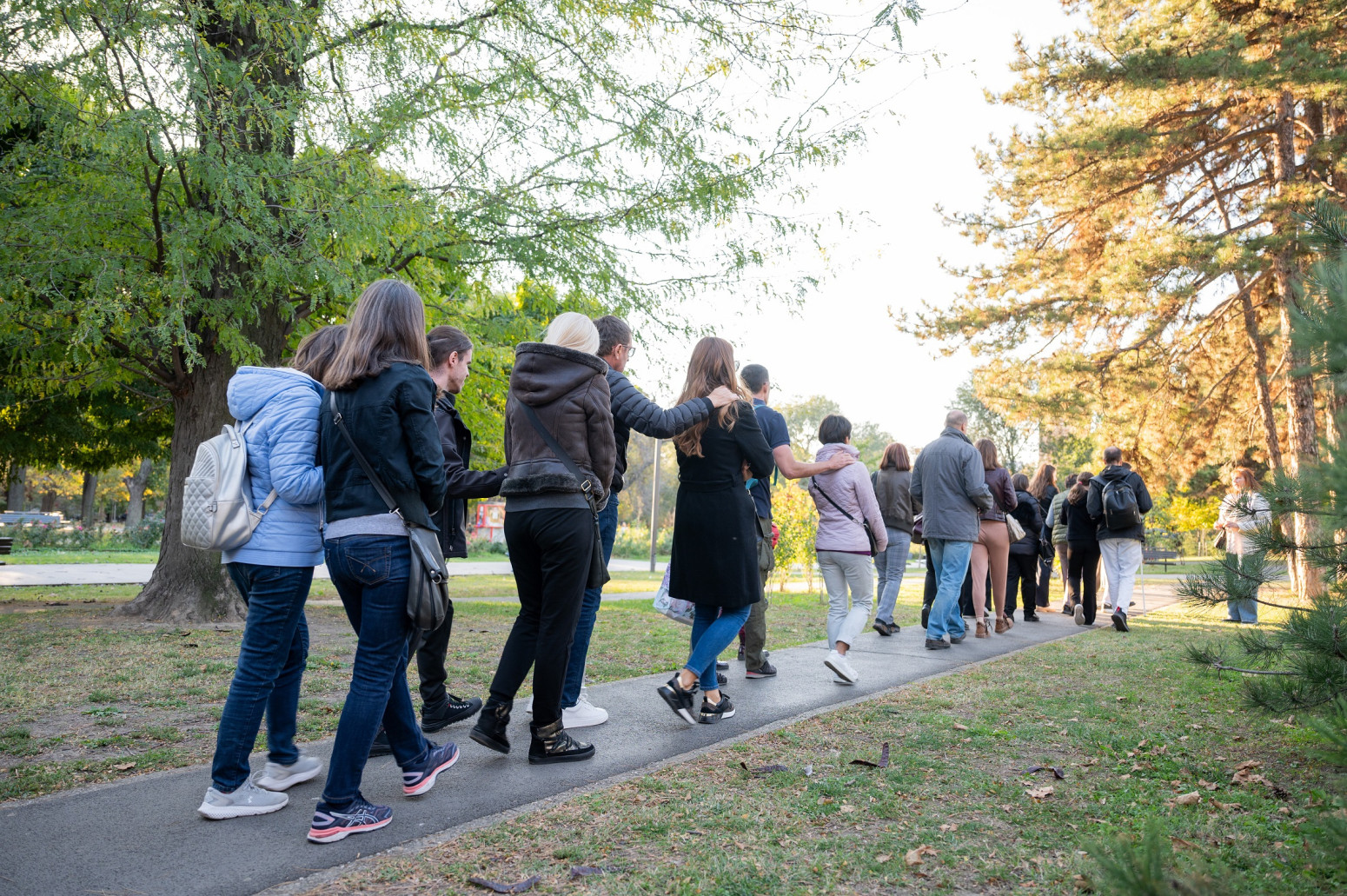 Prestonicu upoznali dodirom: Šetnja Beogradom za slepe i slabovide osobe