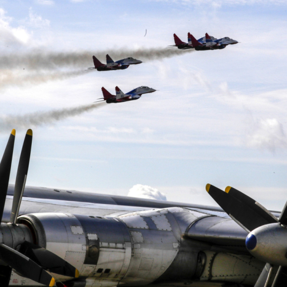Rusija i Kina provociraju Japan; Podignuti borbeni avioni