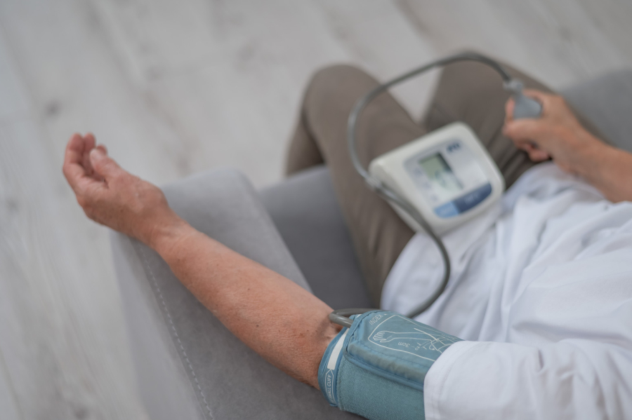 Šta se stvarno dešava sa vašim krvnim pritiskom ako svaki dan šetate?