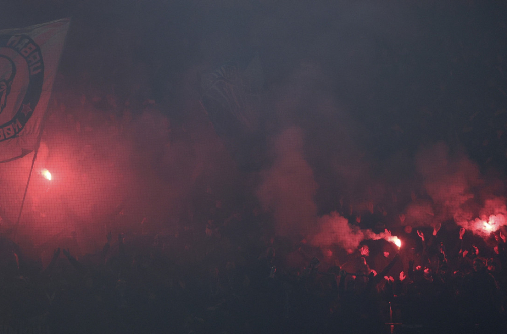 Derbi danskog fudbala u senci divljanja huligana VIDEO