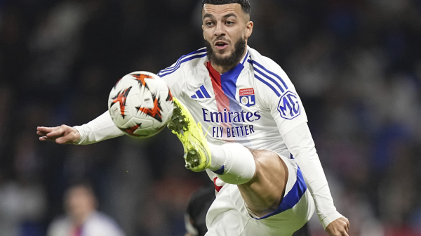 Dva gola Mikautadzea, ali Lion stigao samo do boda VIDEO