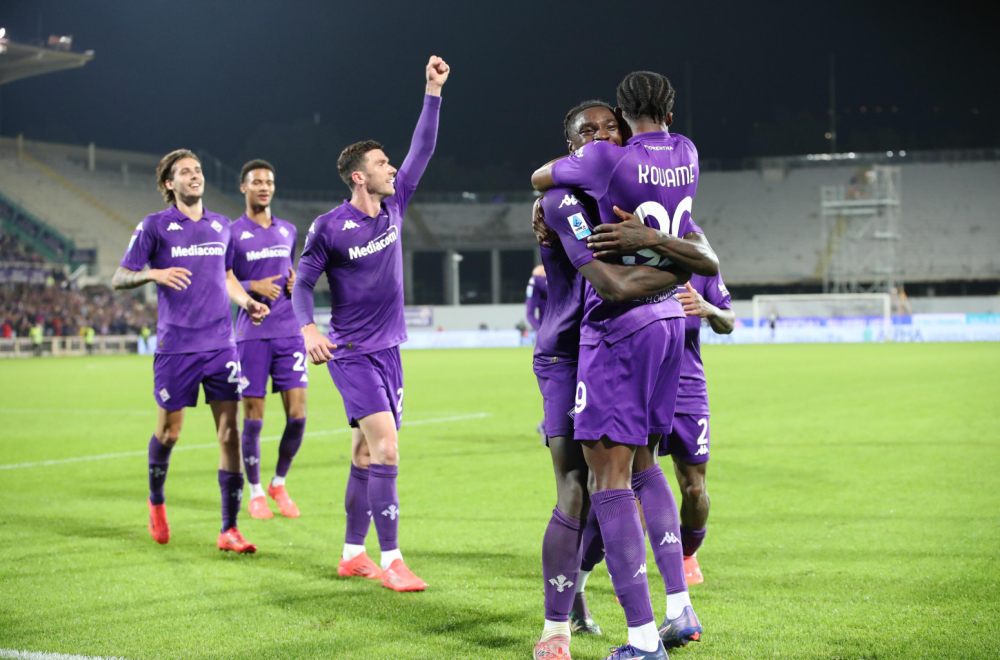 Fiorentina demonstrirala silu – Roma ispraćena "petardom" u Firenci VIDEO