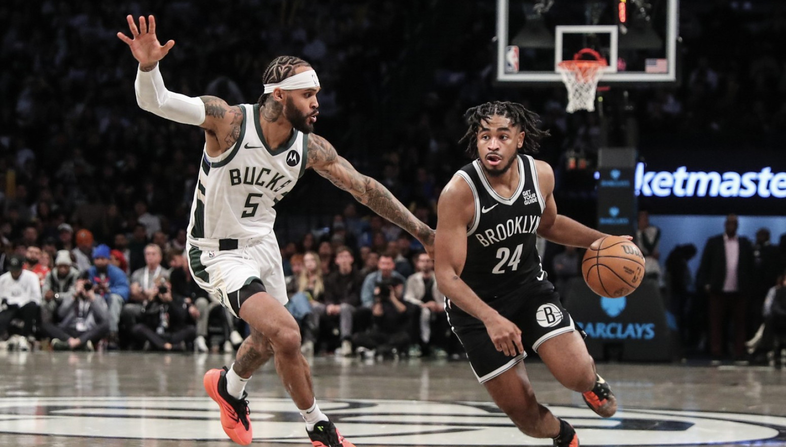 Tomas sipao, Janis gledao – Simons još gori posle uvreda VIDEO