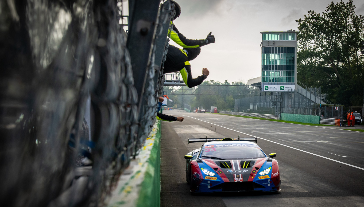 Srbin slavio u "Hramu brzine" – Pavlović pobedio u Monci! FOTO