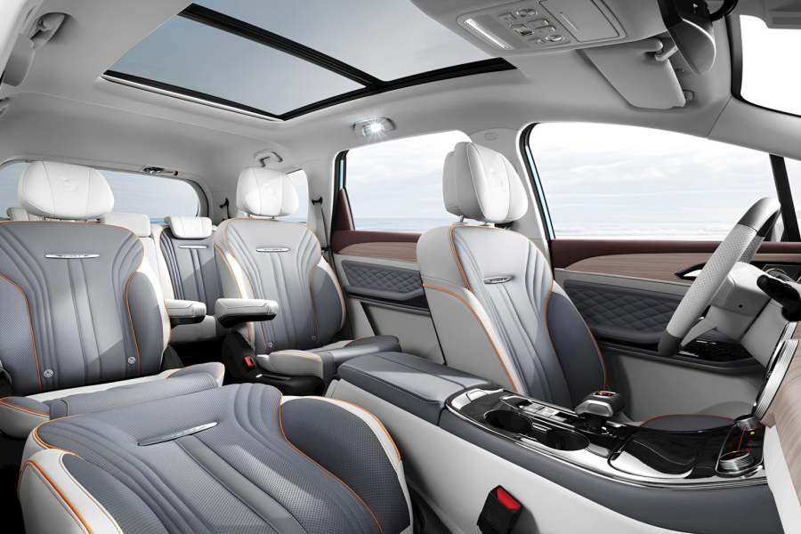 Minivan je živ! Ovaj sjajni kineski sedmosed to potvrđuje FOTO