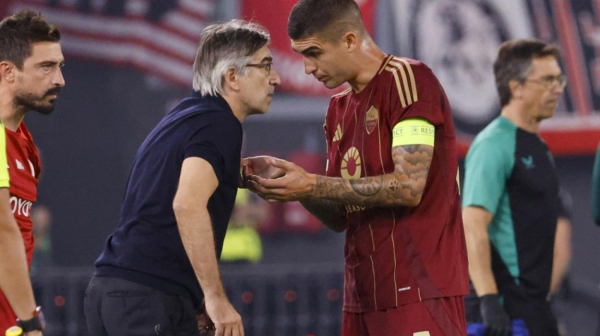 Tuča u svlačionici Rome – hrvatski trener udario (na) igrača?