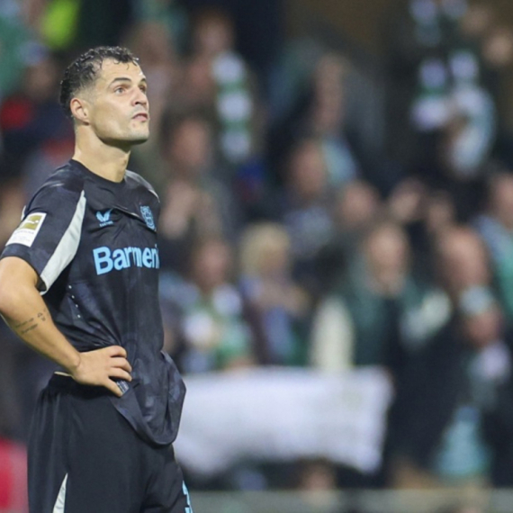 Džaka se zvanično vratio u Premijer ligu