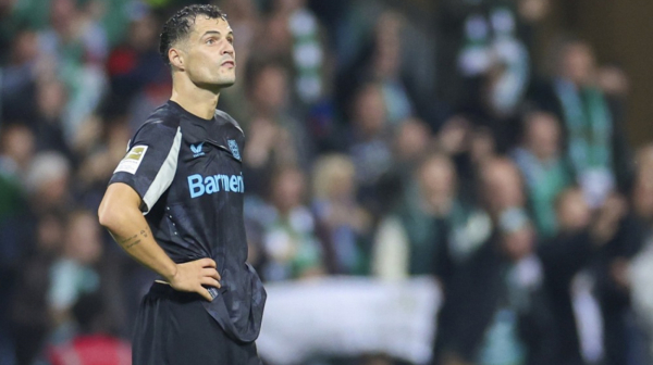 Džaka se zvanično vratio u Premijer ligu