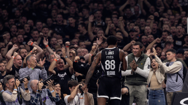 Partizan se opet oglasio – evo šta će dobiti "uskraćeni" sezonci