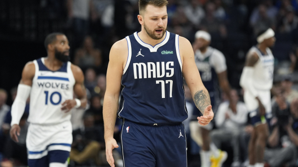 Dončić i Irving prejaki za Minesotu – Edvards poražen uz rekord karijere VIDEO