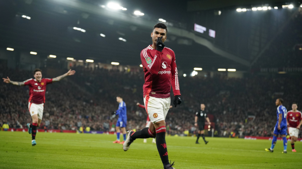 "Petarda" Van Nistelrojevog Junajteda, Nedeljković konačno zaigrao, Njukasl izbacio Čelsi