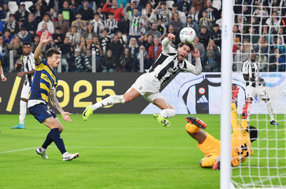 Juventusu samo bod, Vlahović bez pogotka – Atalanta na pogon Samardžića srušila Moncu VIDEO