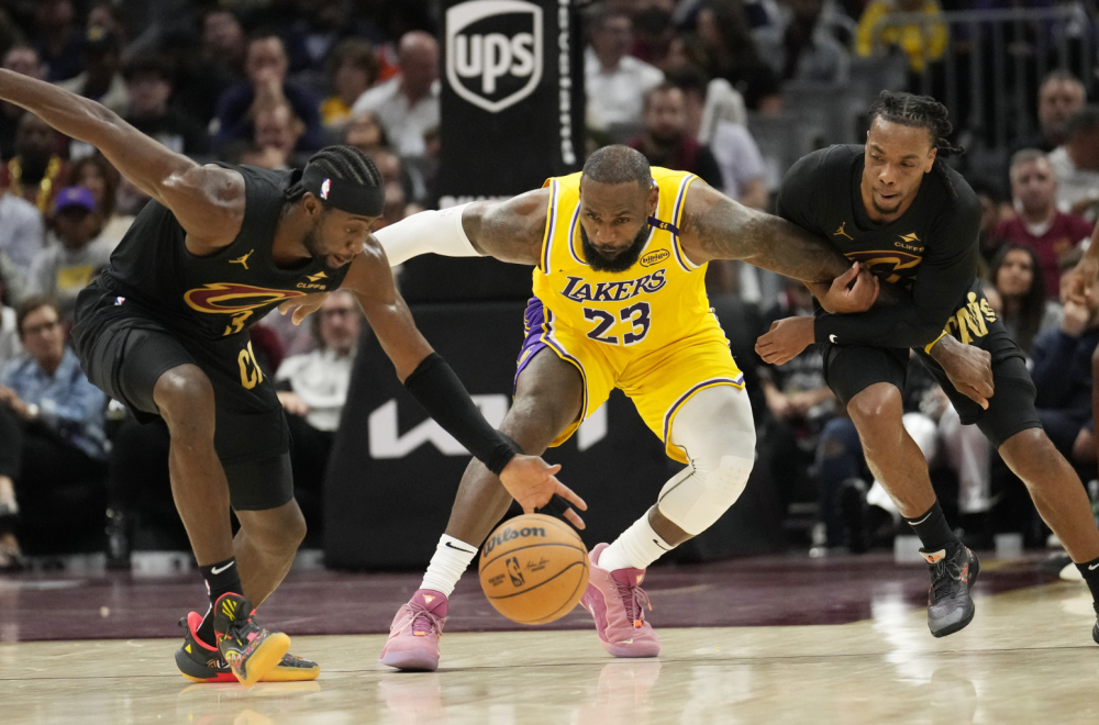 Kao na filmu – Broni Džejms dao prve NBA poene tamo gde je sve počelo za tatu VIDEO