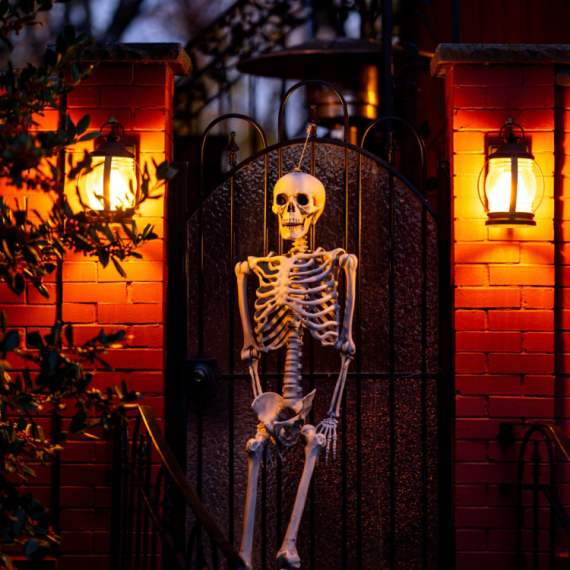 Sveti Luka ili Noć veštica: Rasprava ne prestaje, a na našem tlu je sve počelo? VIDEO/ANKETA