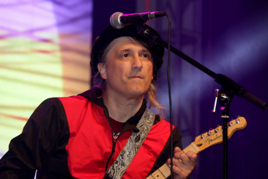 Nostalgija za ex-yu bendovima ne prestaje: Neki se vraćaju na scenu FOTO/ANKETA