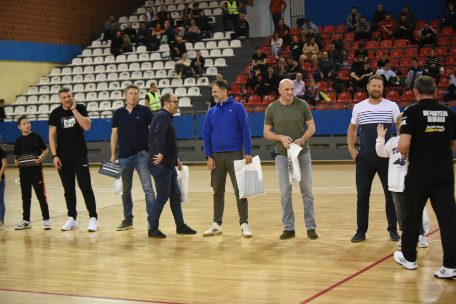 Istorijski dan u Humskoj: 25 godina od prve utakmice u LŠ