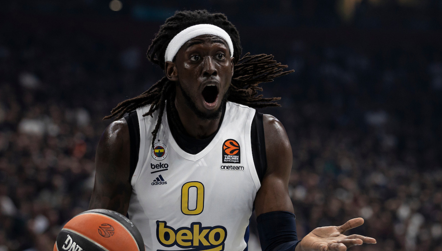 "Motli je rekao saigračima da ima ponudu Zvezde od 2,2 miliona dolara"