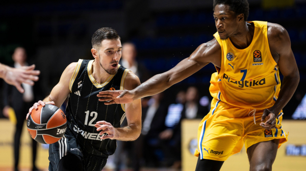 Kaba napustio Makabi