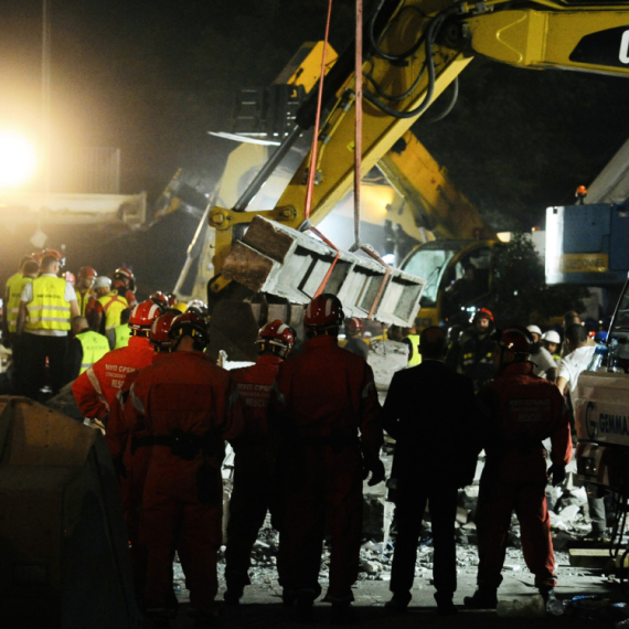 Velika tragedija u Novom Sadu: Objavljen konačni broj nastradalih; "Srbija je zanemela" FOTO/VIDEO