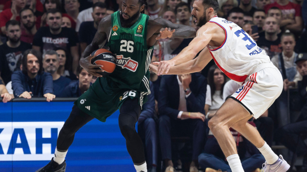 Zvezdu čeka kazna: Lesor gađan flašama FOTO