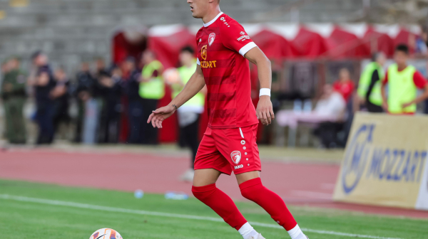 Radnički u finišu do sva tri boda u istorijskoj utakmici na "Čika Dači" FOTO