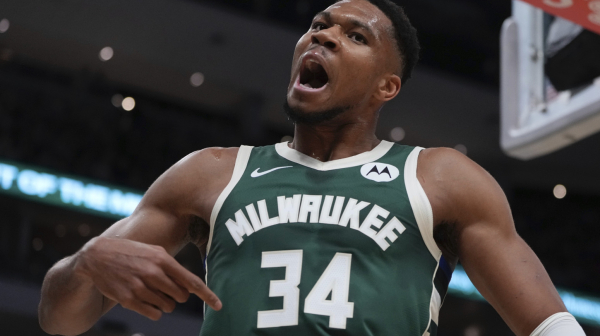 Janis u centru rasprave Trampa i Obame: "I Grk i crnac"