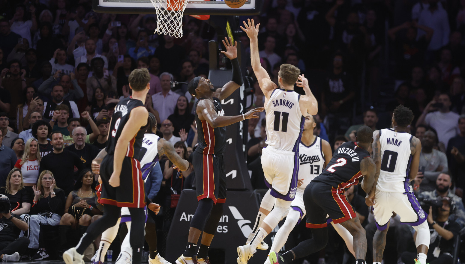 Jović skroman – lud koš Sabonisa presudio Majamiju VIDEO