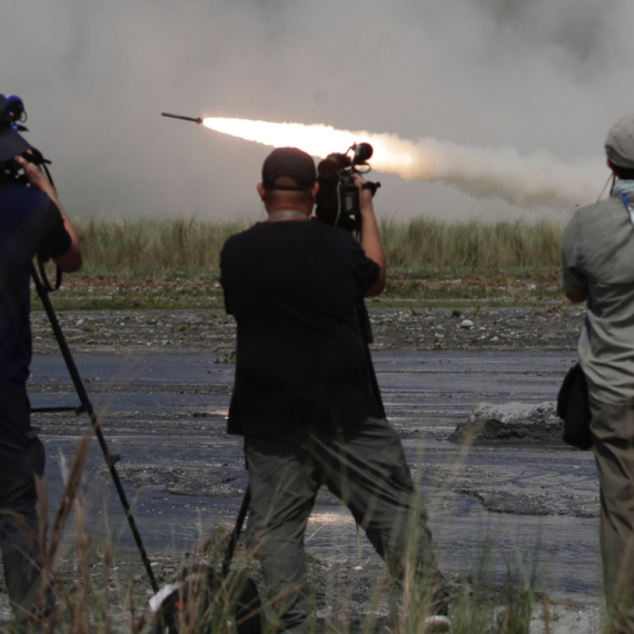 Vazdušni odgovor Kimu; Ispaljena hipersonična raketa