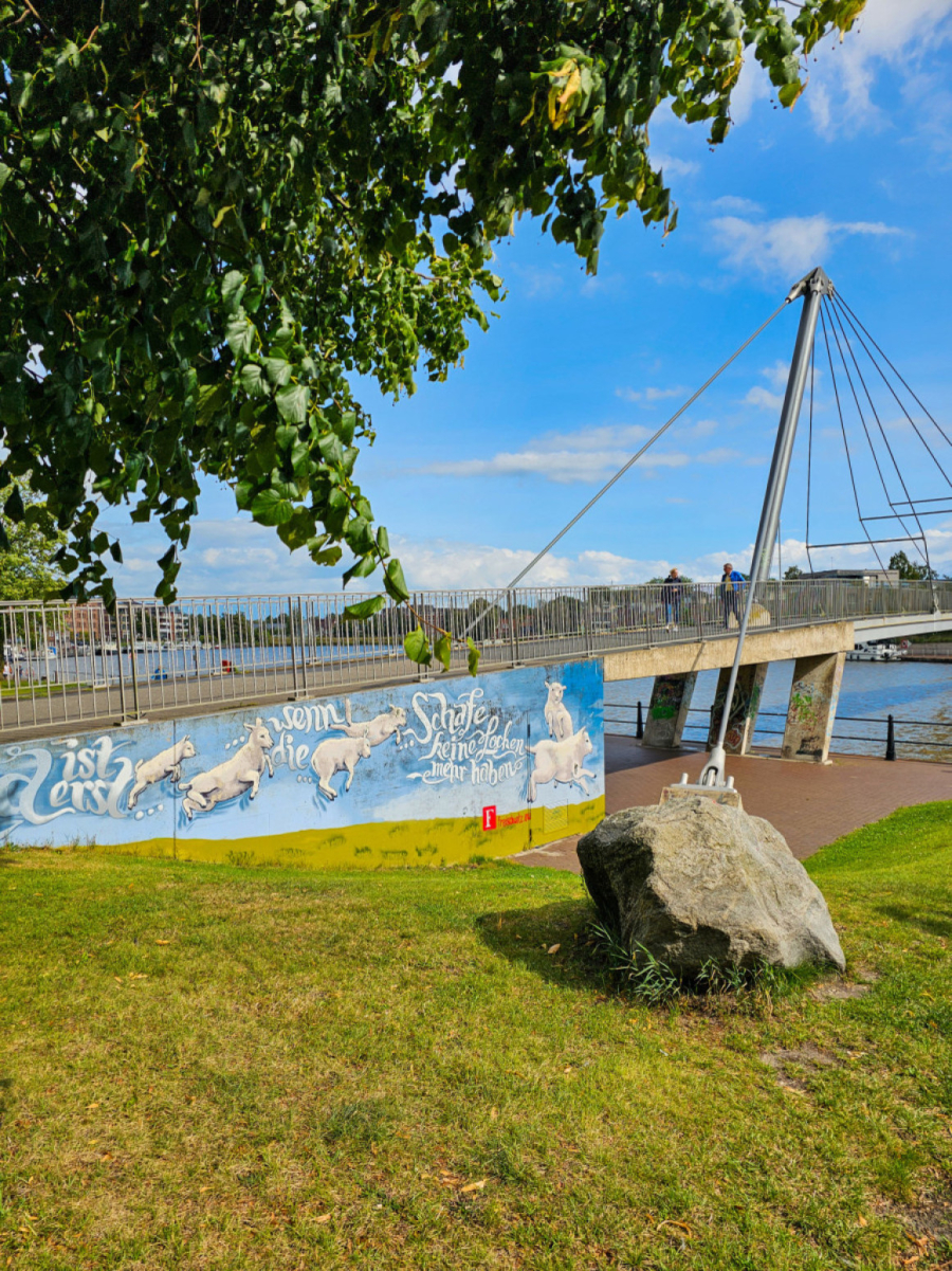 Ovde mleko u čaj sipaju u smeru suprotnom od kazaljke na satu, iz odličnog razloga FOTO