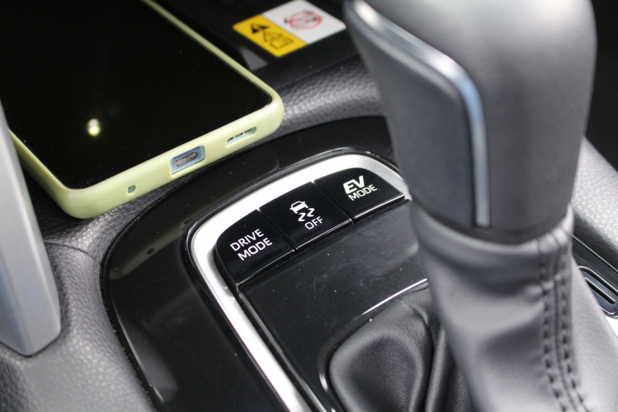 Test: Toyota Corolla Cross Hybrid AWD – (u)savršena simbioza FOTO