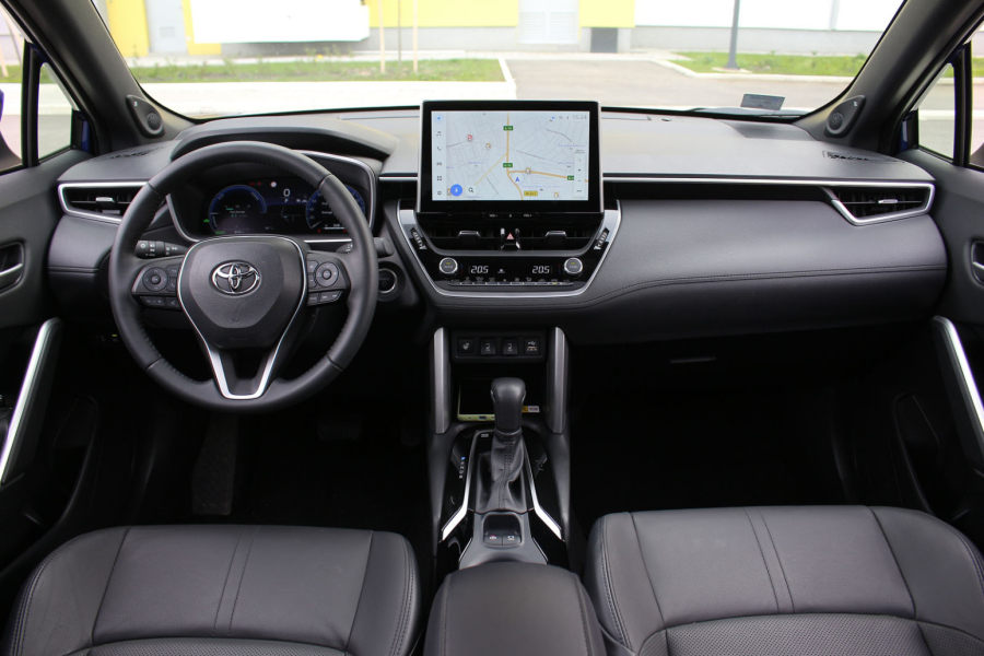 Test: Toyota Corolla Cross Hybrid AWD – (u)savršena simbioza FOTO