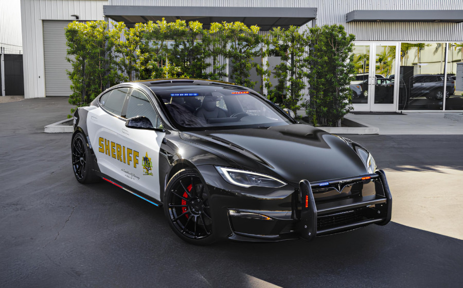 Policijski superauto, pa još na struju FOTO