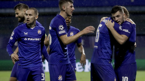 Dinamo nastavio proslavu i u Zagrebu