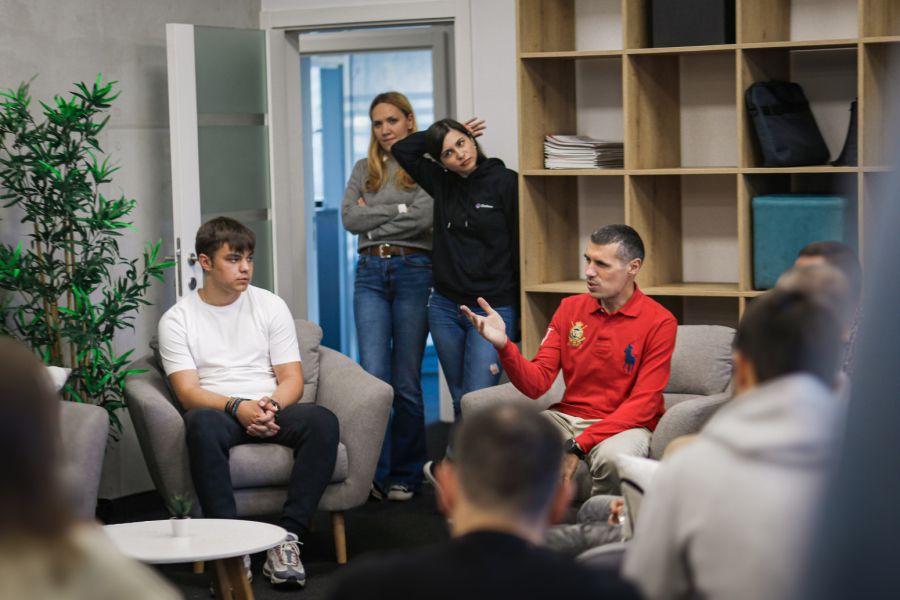 Cubes ugostio zlatne AI olimpijce – podrška našim mladim talentima