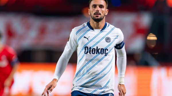 Tadić nasrnuo na saigrača VIDEO